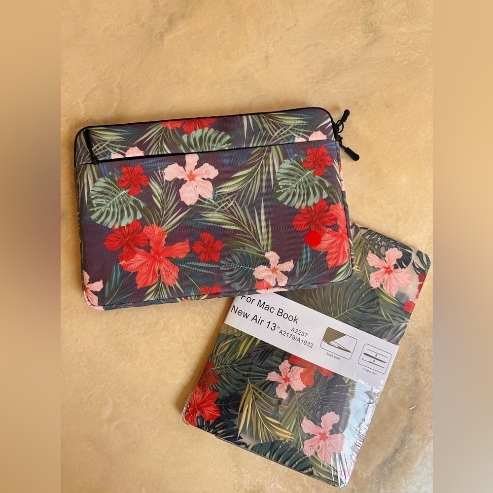 Floral Laptop Shell Cover and matching Bag for MacBook New Air 13”